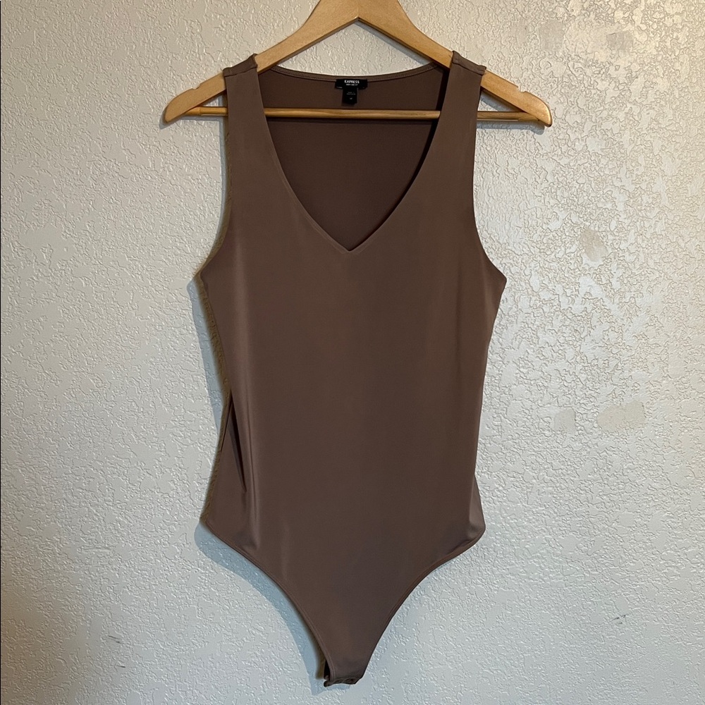 V-Neck Brown Sleeveless Bodysuit